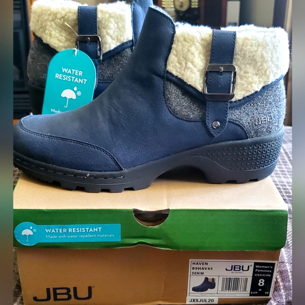 JBU by Jamba. Haven Water Resistant Boots (NWT) size:8  color: denim